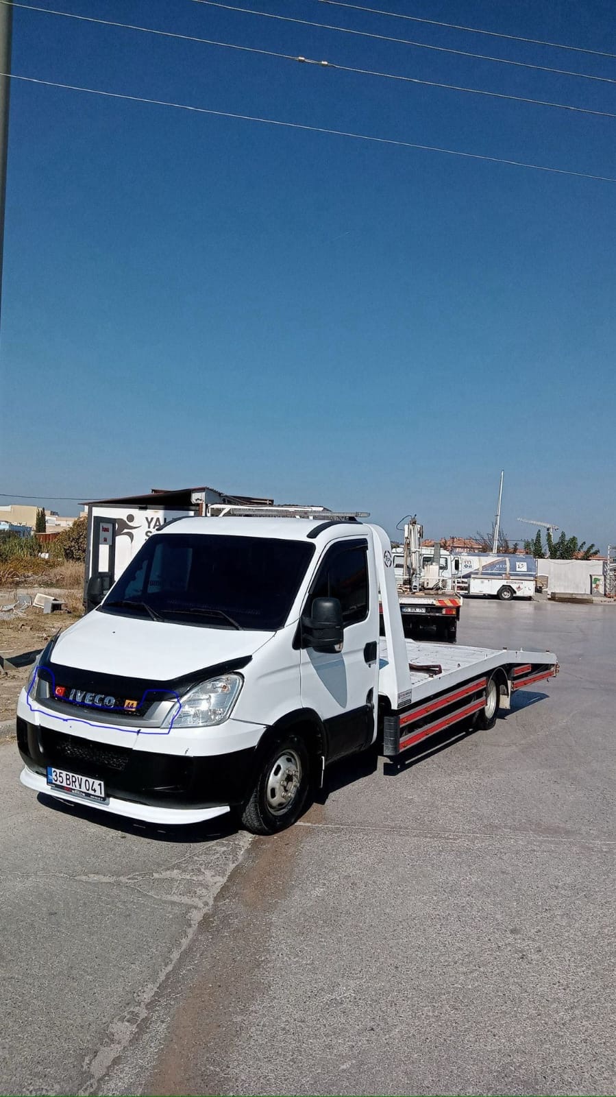Ayaz Vinç Oto Kurtarma kayar kasa çekici aracı